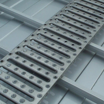 Alu Laufsteg 450cm - für Aluminium- oder Stahldachträger